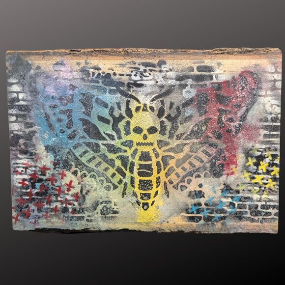 Free Shipping! Death Head Moth Original Painting on Live Edge Wood - Picture 2 of 4